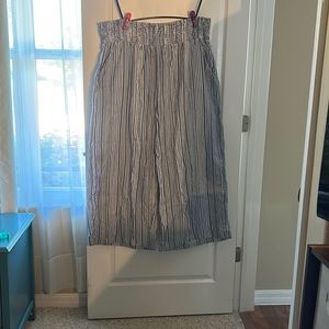 No Boundaries super wide leg and elastic waist lightweight pants